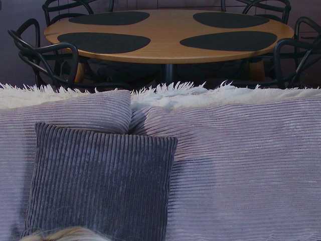 Lilalli's BongaCams show and profile