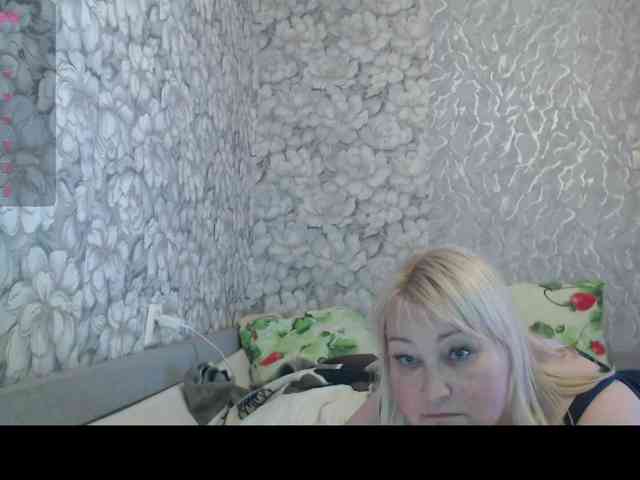 -Lady-X- webcam