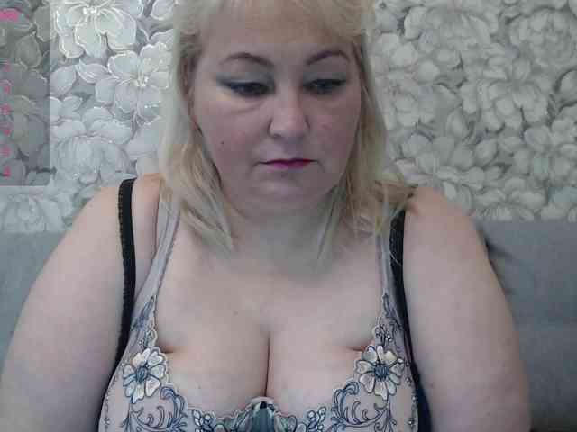 -Lady-X- webcam