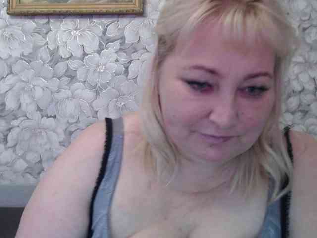 -Lady-X- webcam