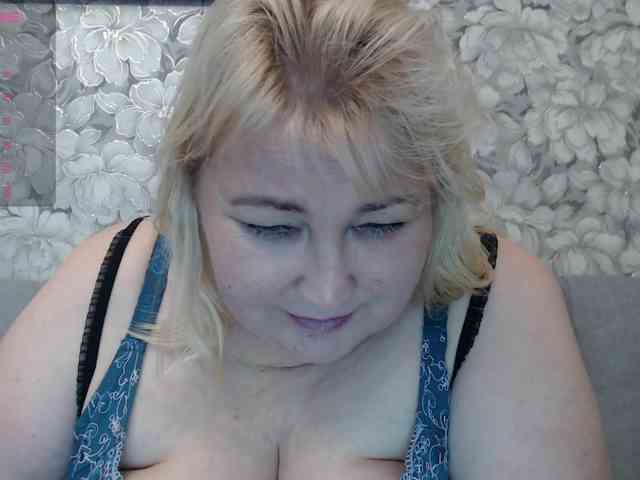 -Lady-X- webcam