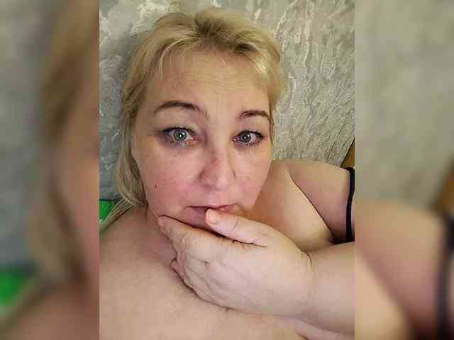 -Lady-X- webcam
