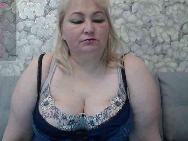 -Lady-X- webcam