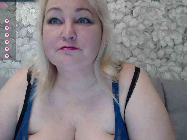 -Lady-X- webcam