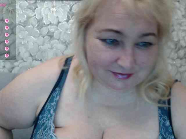 -Lady-X- webcam
