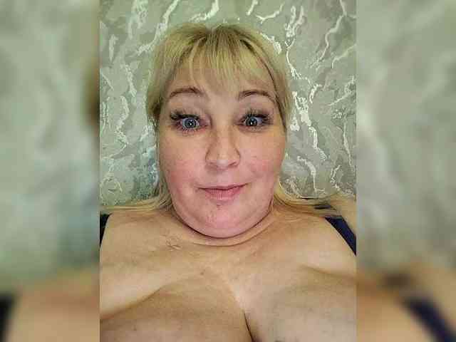 -Lady-X- webcam