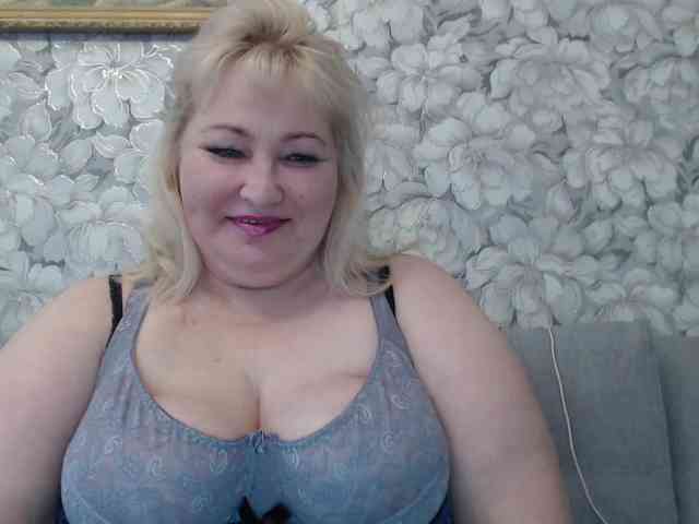 -Lady-X- webcam