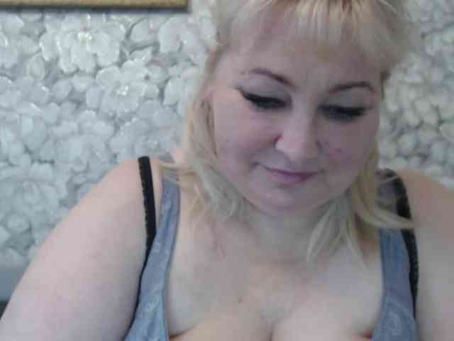 -Lady-X- webcam