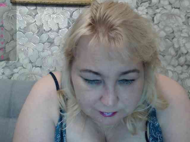 -Lady-X- webcam