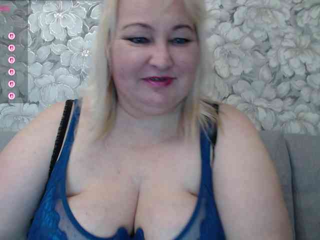 -Lady-X- webcam