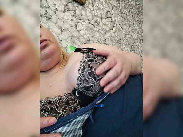 -Lady-X- webcam