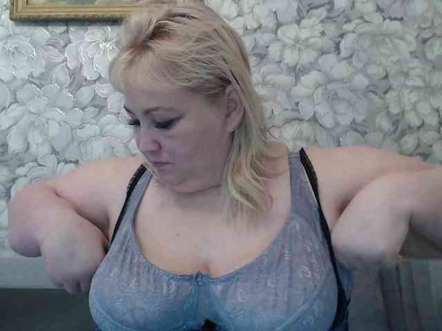 -Lady-X- webcam