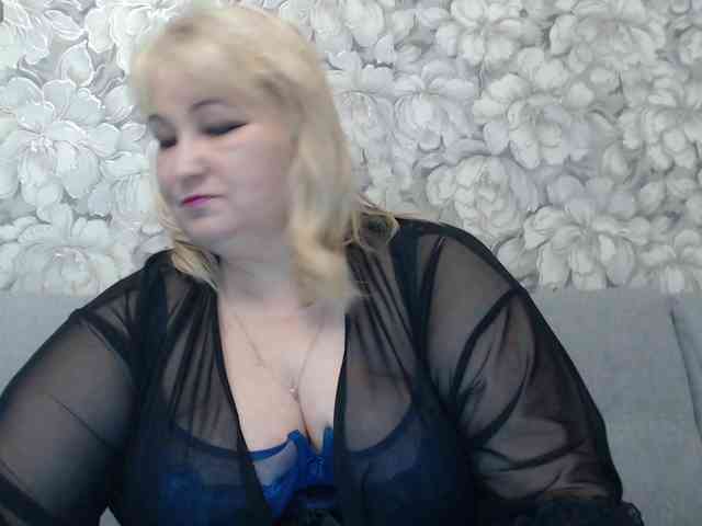 -Lady-X- webcam