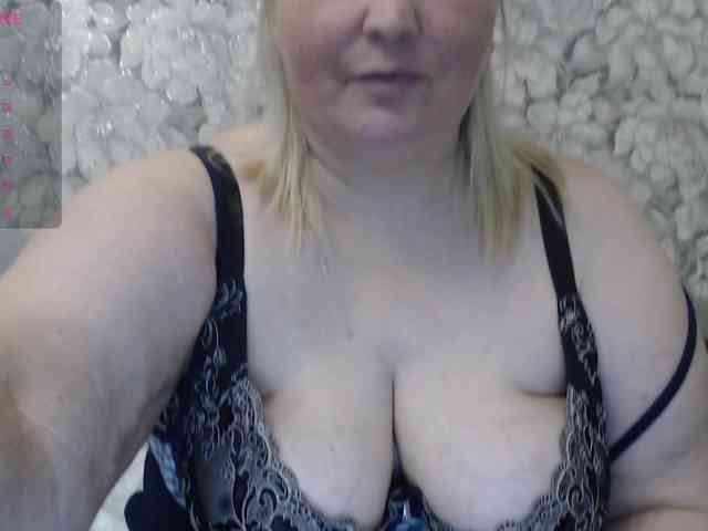 -Lady-X- webcam
