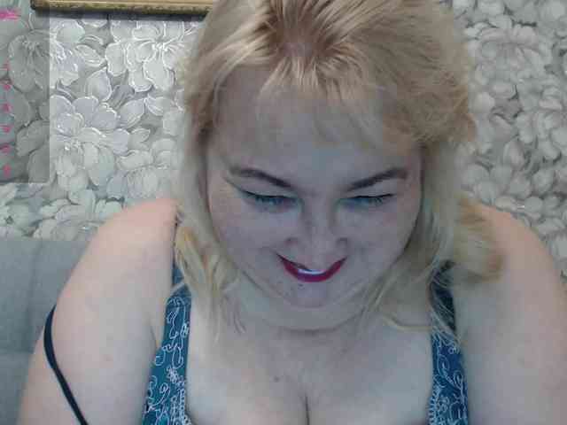-Lady-X- webcam
