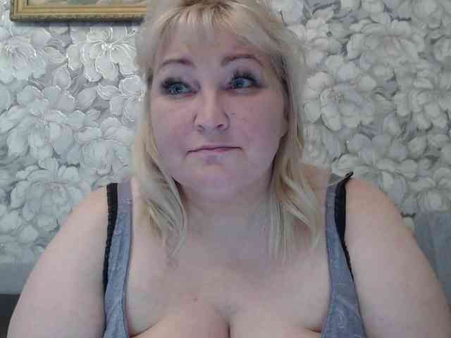-Lady-X- webcam