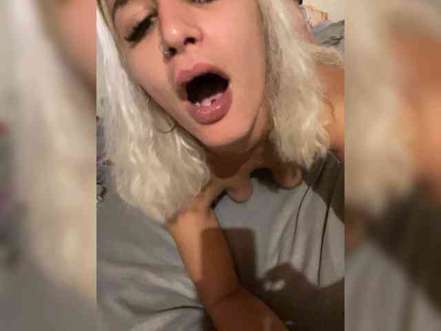 Robineee13 Robineee13