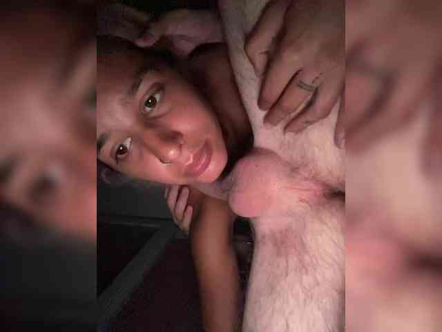 free chat room Robineee13