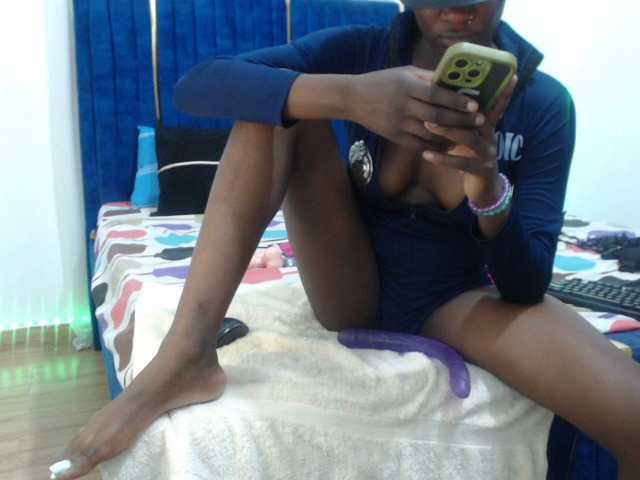 Blackpappie webcam bongacams model stream image