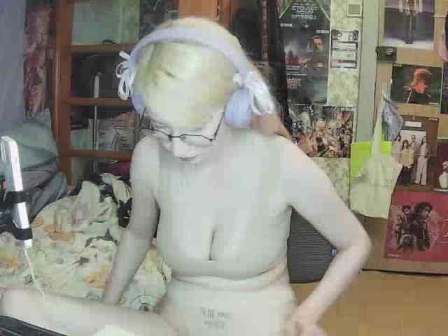 anadewitt webcam