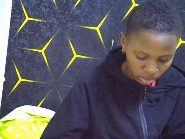 Candy27 webcam