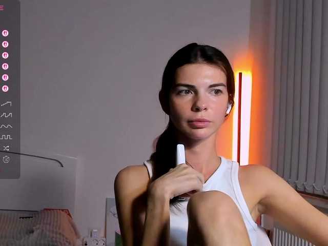mature andrea-tasty