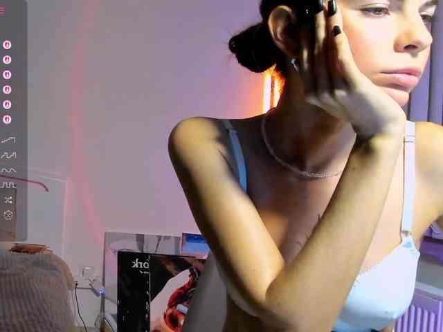AndreaBlossom webcam