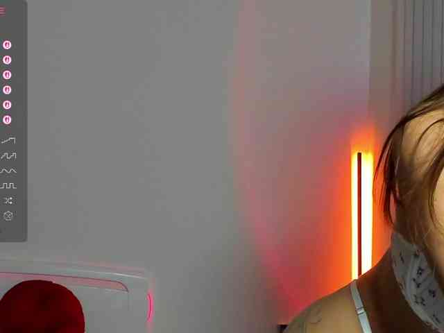 AndreaBlossom webcam