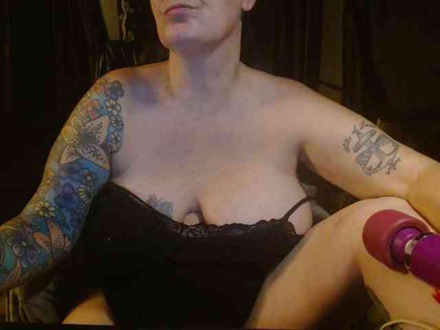SimoneMoore webcam