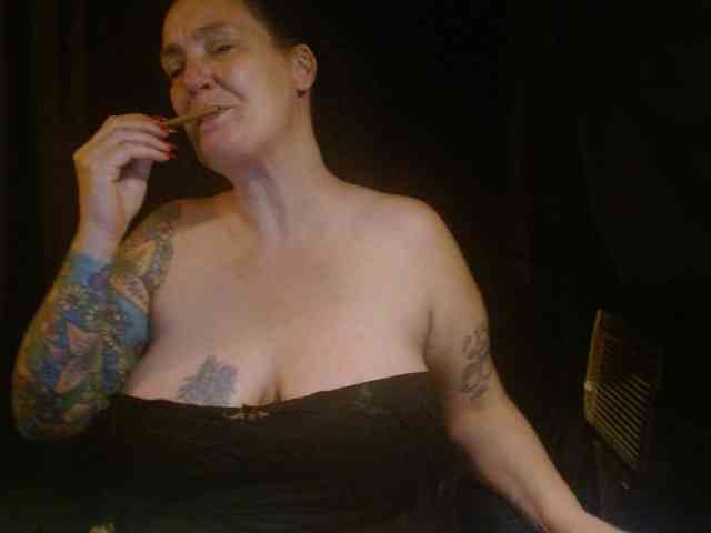 SimoneMoore webcam