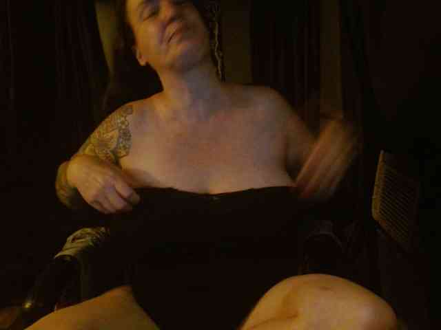 SimoneMoore webcam
