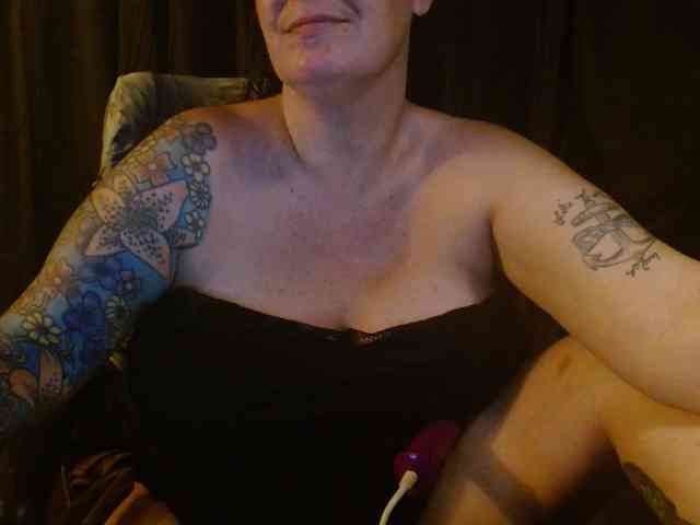 SimoneMoore Live Webcam on BongaCams