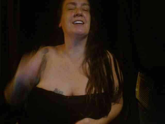 SimoneMoore webcam