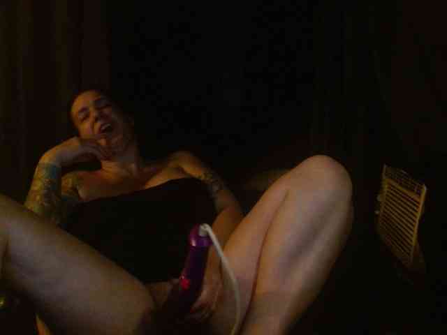SimoneMoore webcam