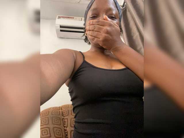 Sweetbellea's BongaCams show and profile