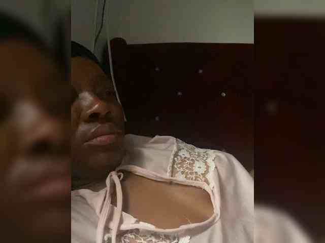 Sweetpussybelle webcam