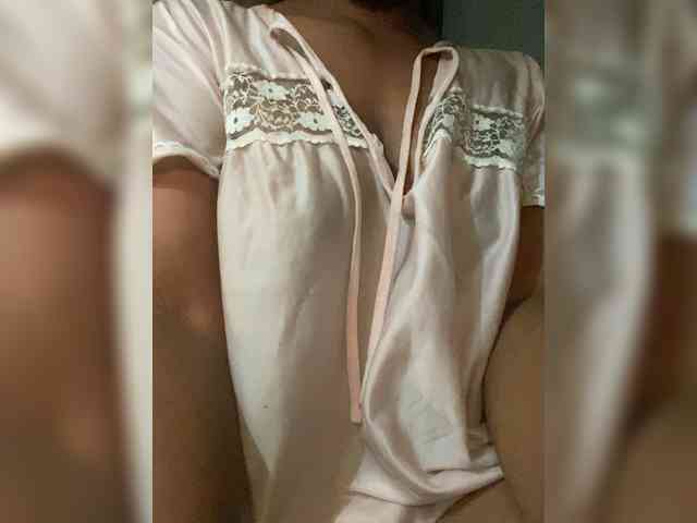 Sweetpussybelle webcam