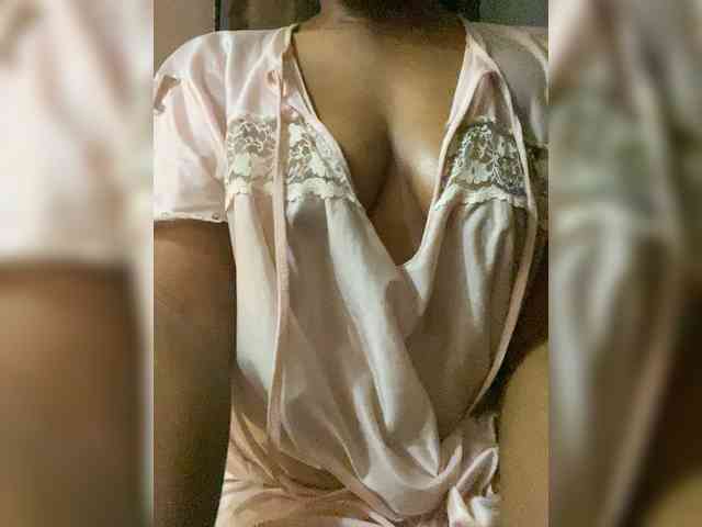 Sweetpussybelle webcam