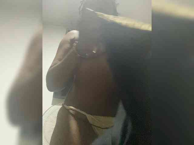 Sweetpussybelle webcam