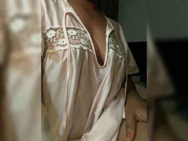 Sweetpussybelle webcam