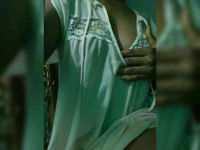 Sweetpussybelle webcam