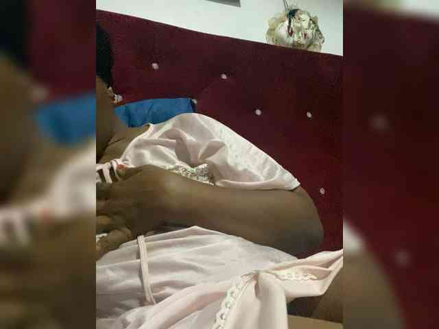 Sweetpussybelle webcam