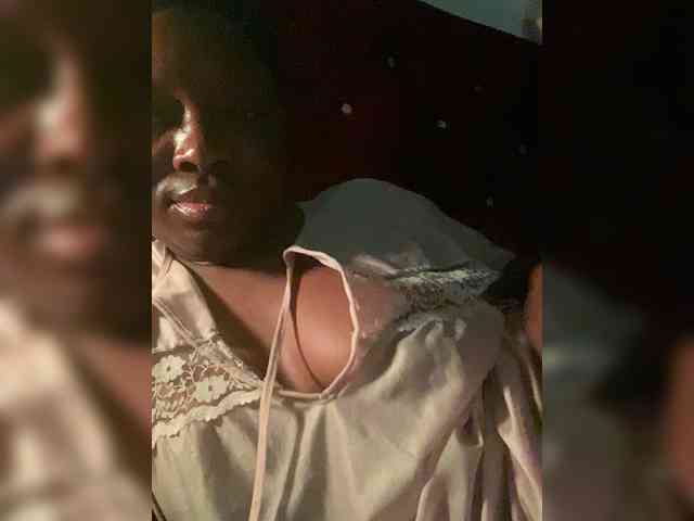 Sweetpussybelle webcam