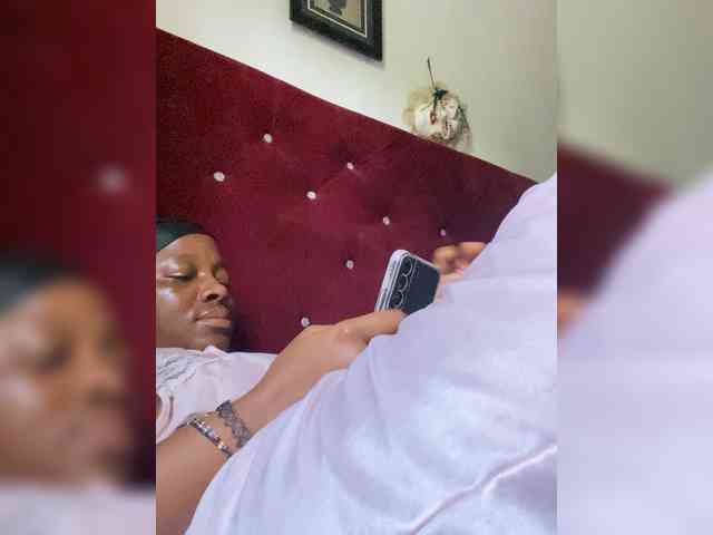 Sweetpussybelle webcam