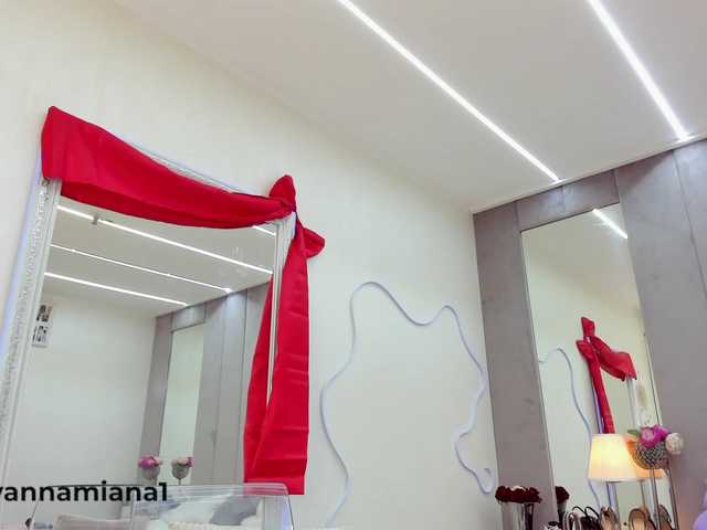 YannaMiana's BongaCams show and profile