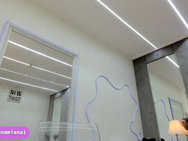 YannaMiana's BongaCams show and profile