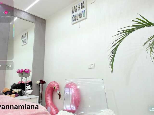 YannaMiana from BongaCams
