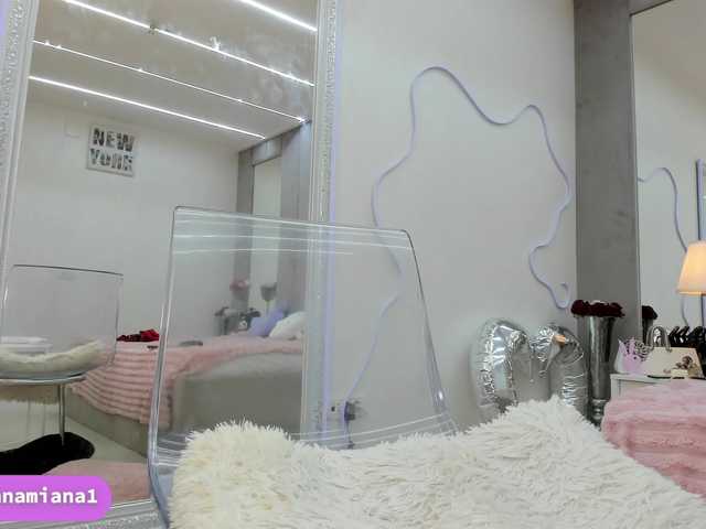 YannaMiana's BongaCams show and profile