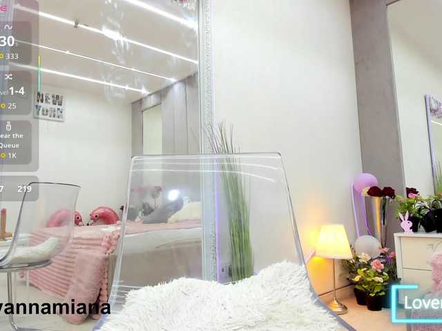 YannaMiana from BongaCams