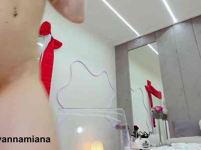 YannaMiana webcam